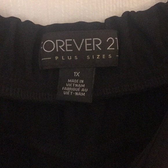 Forever 21 Plus Size dress size 1x - Picture 2 of 2